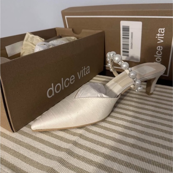 Dolce Vita Cream Heels with Pearl Accents - Picture 1 of 1